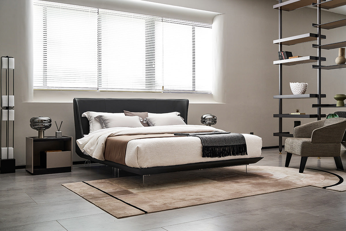 GC1733 Comfortable Luxury Queen Bed