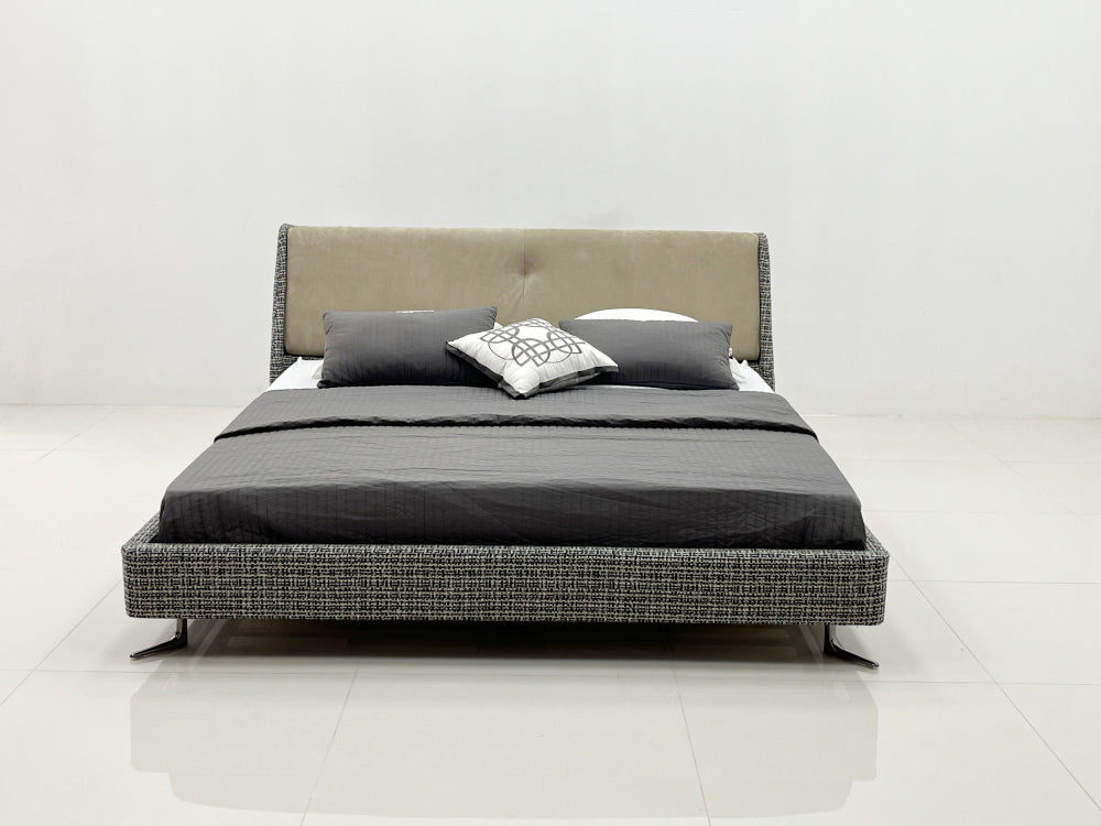 GC1820 Elegant Comfortable Upholstered Bed