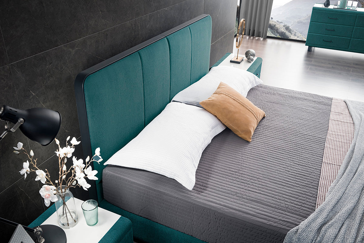 GC1823 Modern Fabric Upholstered Bed