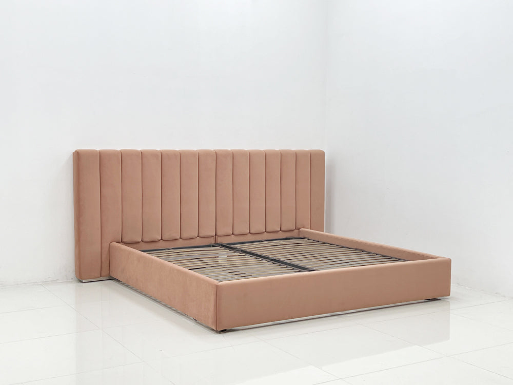 GC2009 Luxury Italian Upholstered Bed