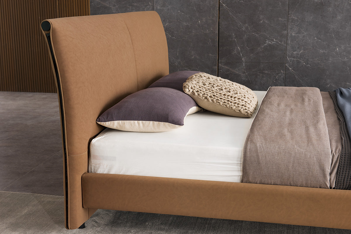 GC2015 Italian Minimalist Upholstered Bed