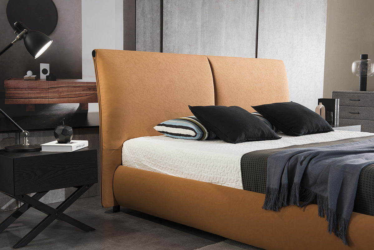 GC2015 Italian Minimalist Upholstered Bed