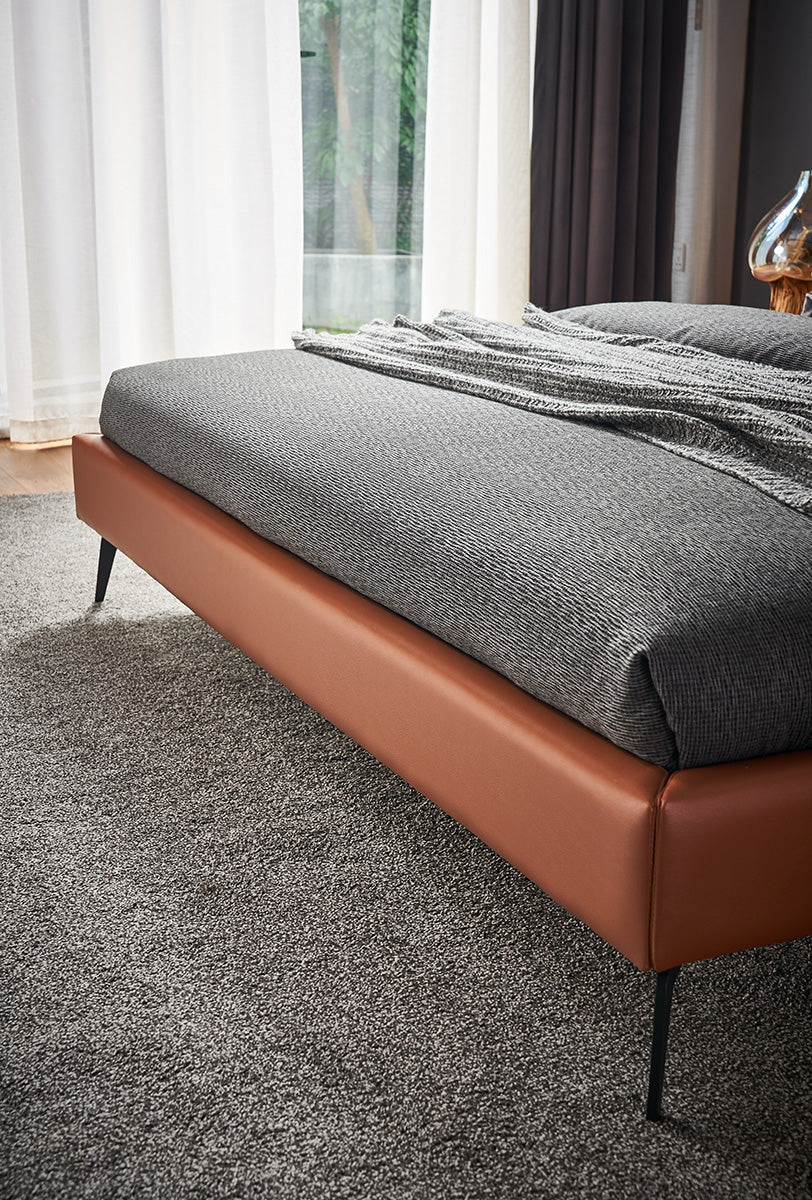 GC2103 Luxury Leather Upholstered Bed