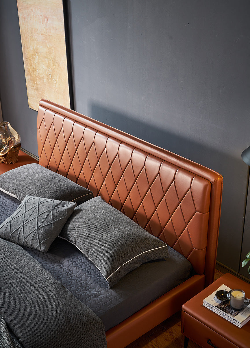 GC2103 Luxury Leather Upholstered Bed
