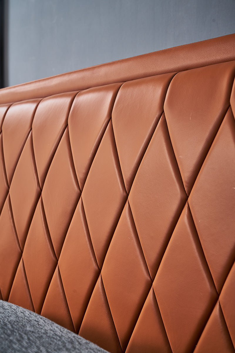 GC2103 Luxury Leather Upholstered Bed