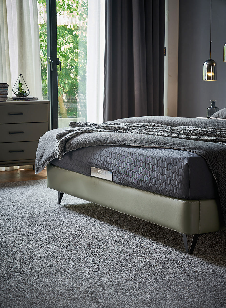 GC2117 Soft Leather Upholstered Bed