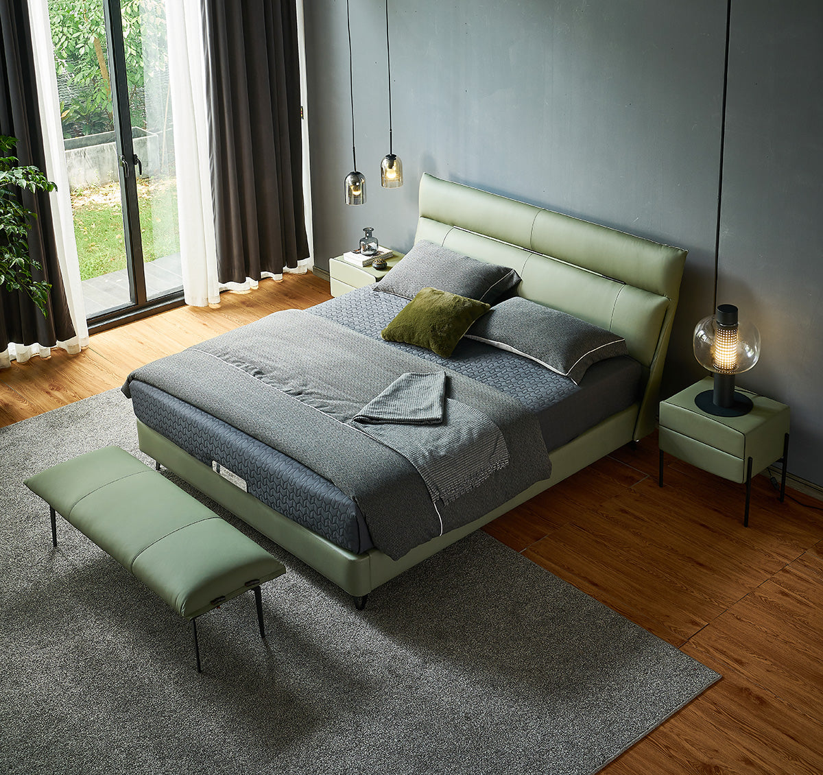 GC2117 Soft Leather Upholstered Bed