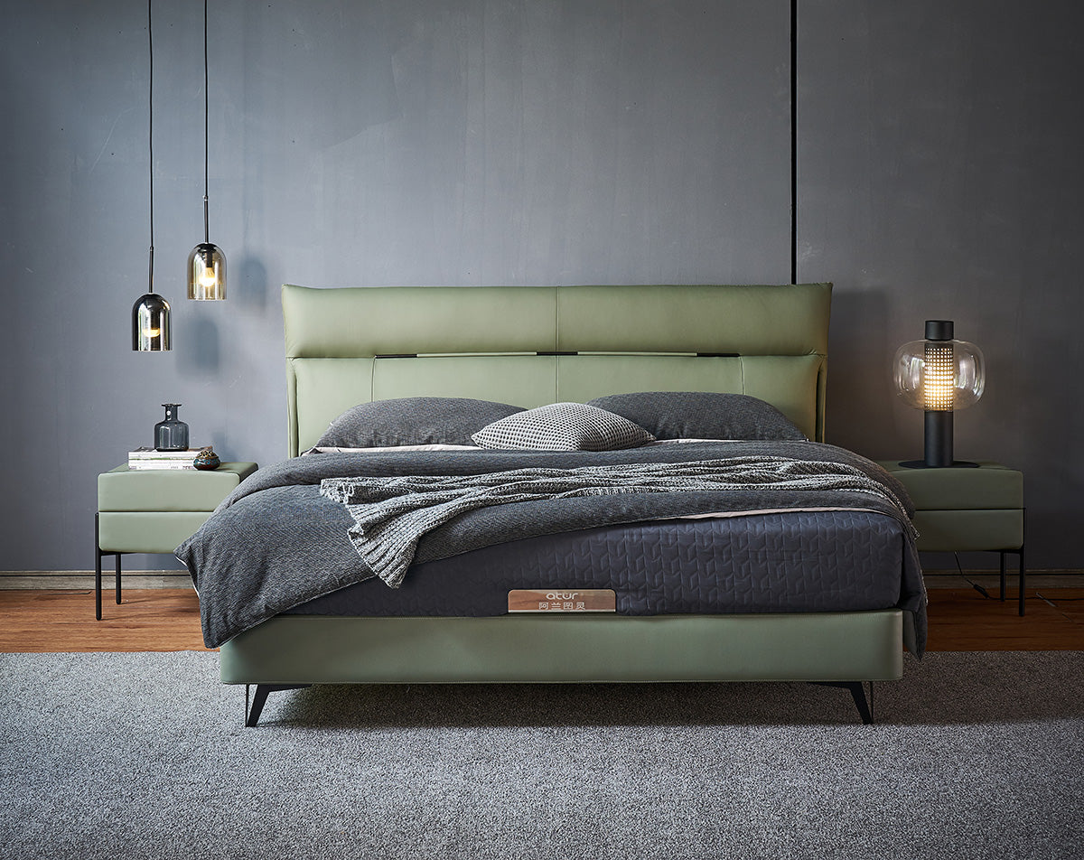 GC2117 Soft Leather Upholstered Bed