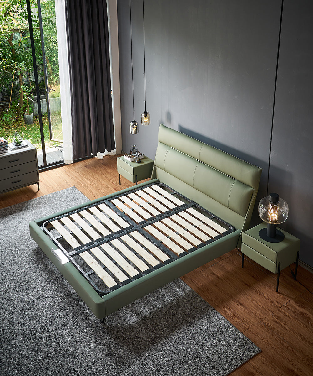 GC2117 Soft Leather Upholstered Bed