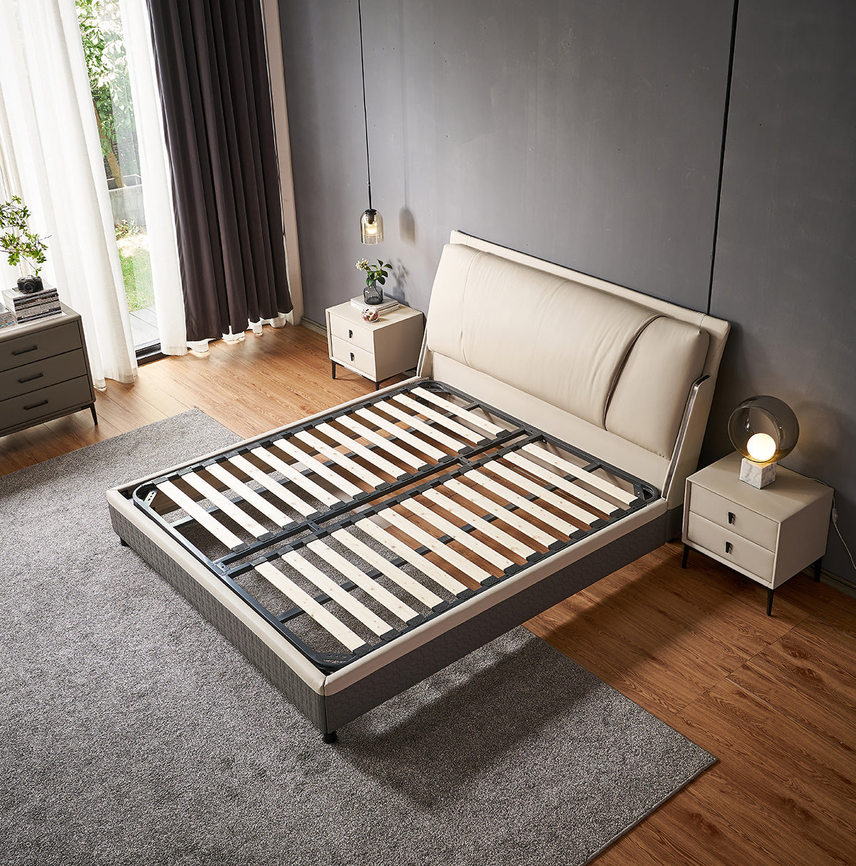 GC2119 Creative Leather Upholstered Bed