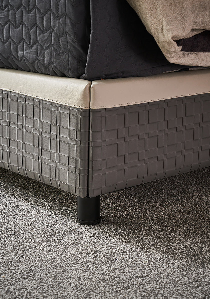 GC2119 Creative Leather Upholstered Bed