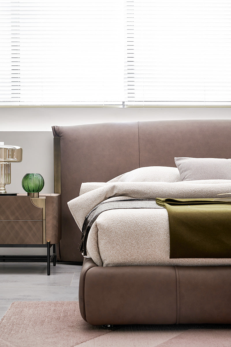 GC2201 Hot Sell Luxury Soft Upholstered Bed