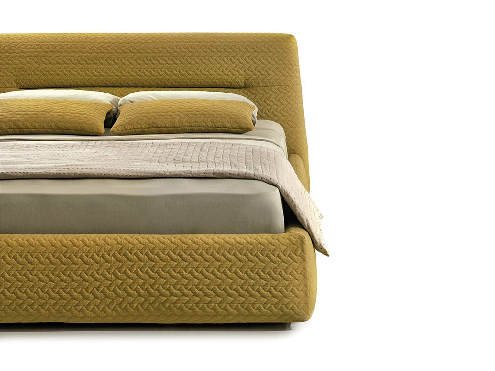 GC2227 Modern Quilting Crafts Upholstered Bed