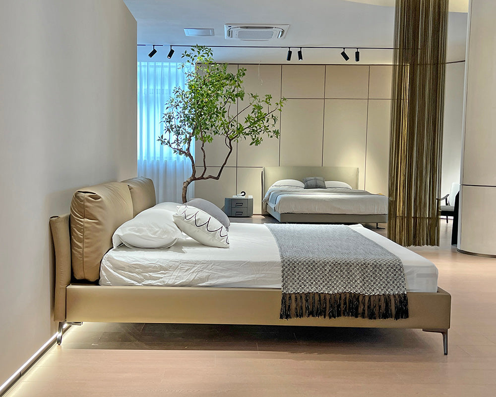 GC2241 Comfortable Villa Up-holstered Bed