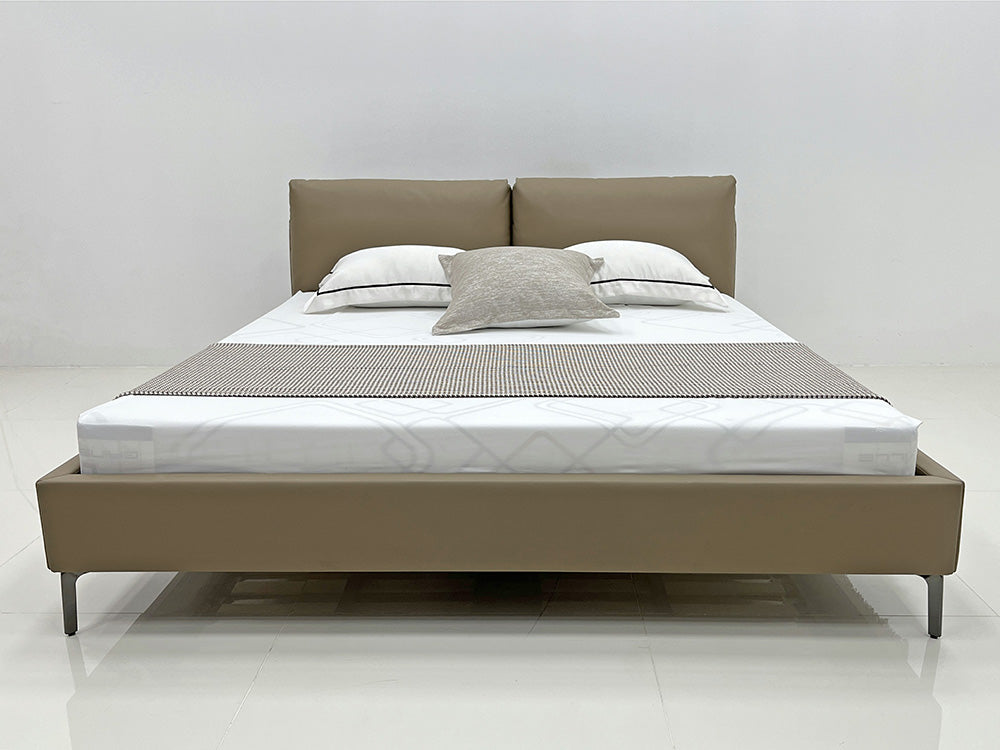 GC2241 Comfortable Villa Up-holstered Bed