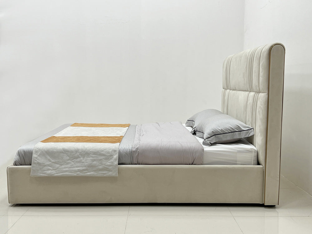 GC2255 Luxury Villa Up-holstered Bed