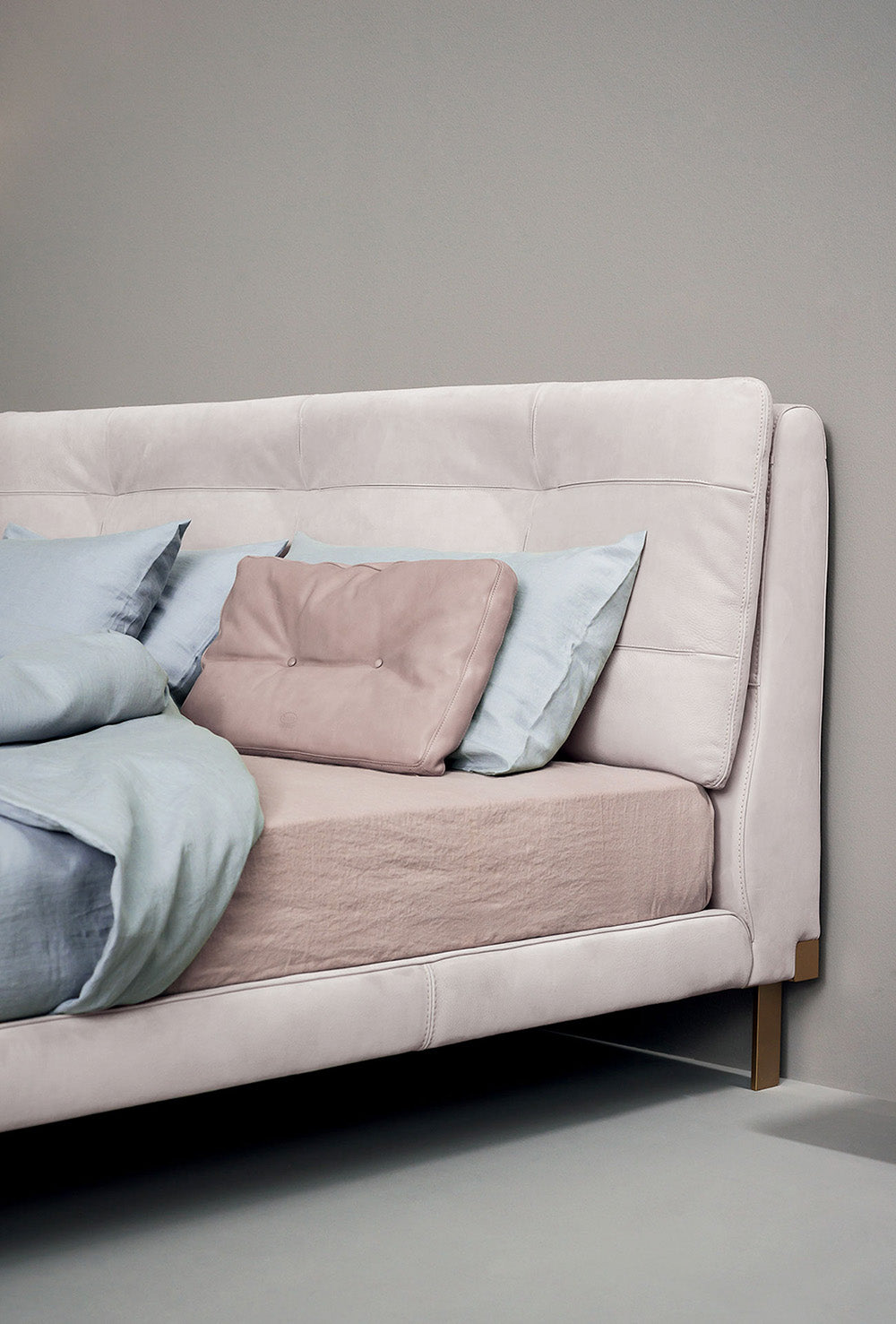 GC2316 Luxury Italian Upholstered Bed