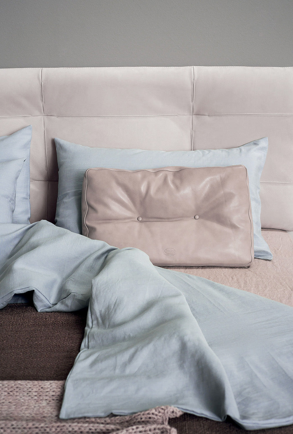GC2316 Luxury Italian Upholstered Bed