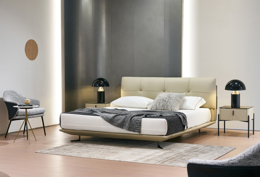 سرير إيطالي بسيط منجد GC2322