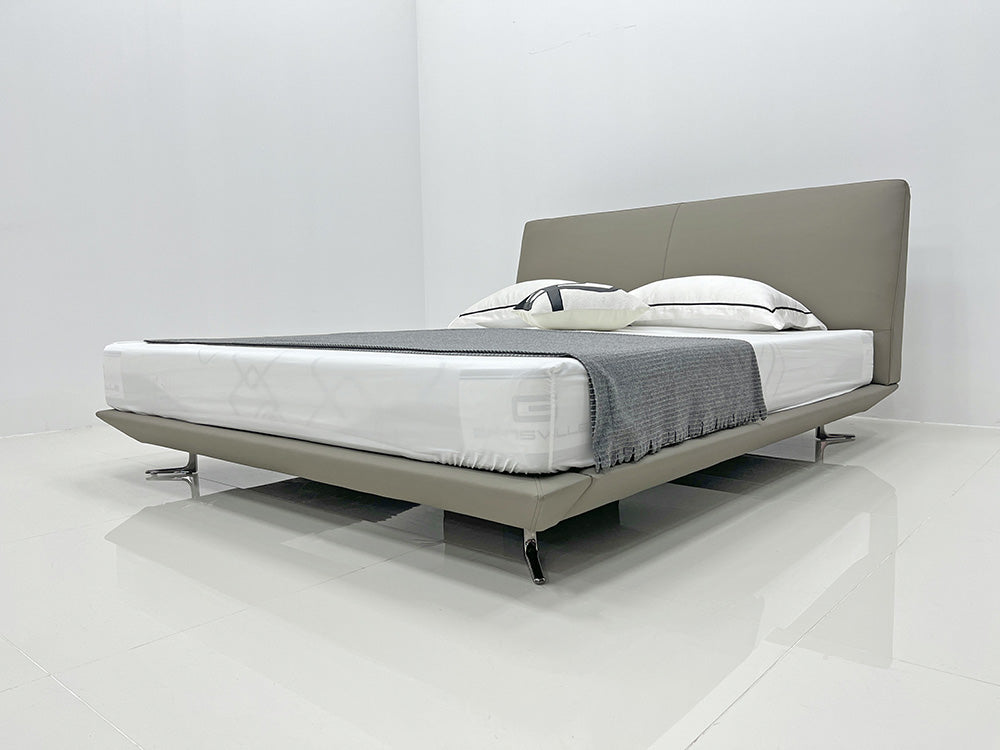 Gainsville GC2240 Comfortable Modern Queen Bed