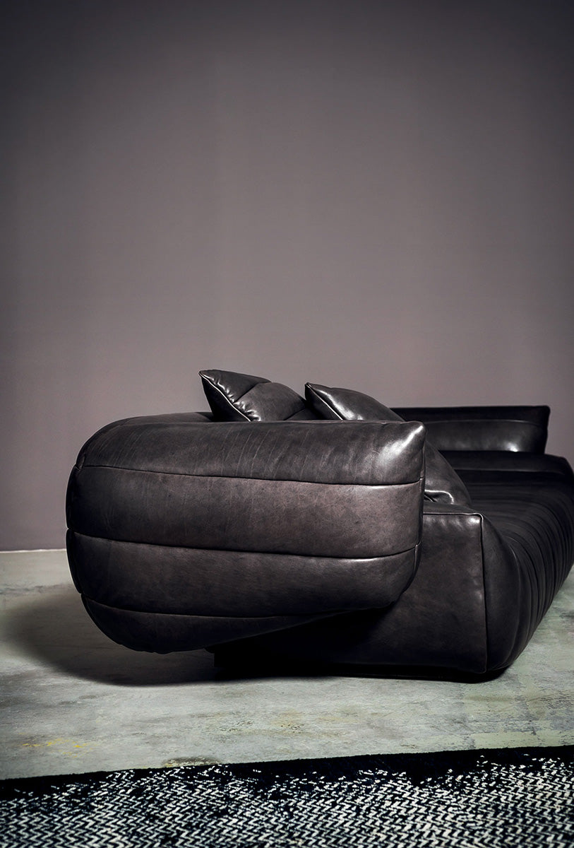 Gainsville GS9078 Italian Creative Soft Sofa